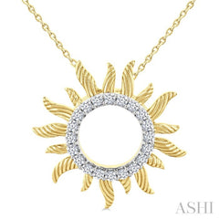 1/4 Ctw Textured Sunburst Round Cut Diamond Pirouette Fashion Pendant With Chain in 10K Yellow Gold