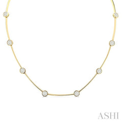 1 1/2 Ctw Lovebright Circular Mount & Bar Link Round Cut Diamond Choker Necklace in 14K Yellow and White Gold