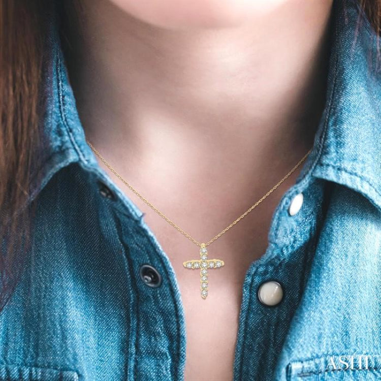 1/20 Ctw Round Cut Diamond Cross Petite Pendant in 10K Yellow Gold with Chain