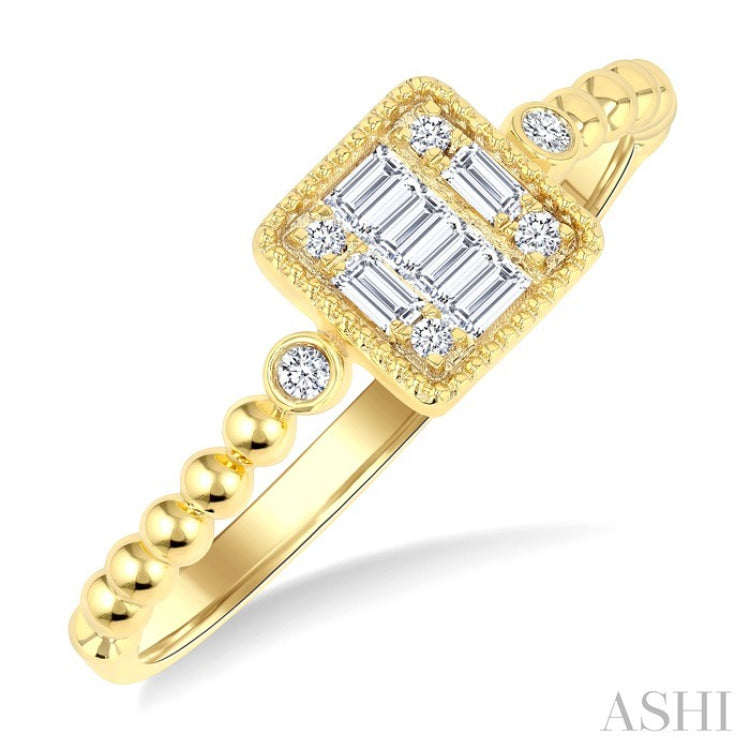 1/8 Ctw Petite Bead Shank Square Shape Center Round Cut Bead Bijoux Diamond Fashion Ring in 10K Yellow Gold