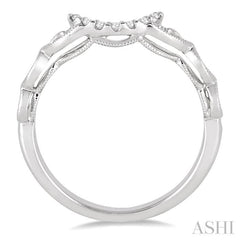 1/20 ctw Round Cut Diamond Wedding Band in 14K White Gold