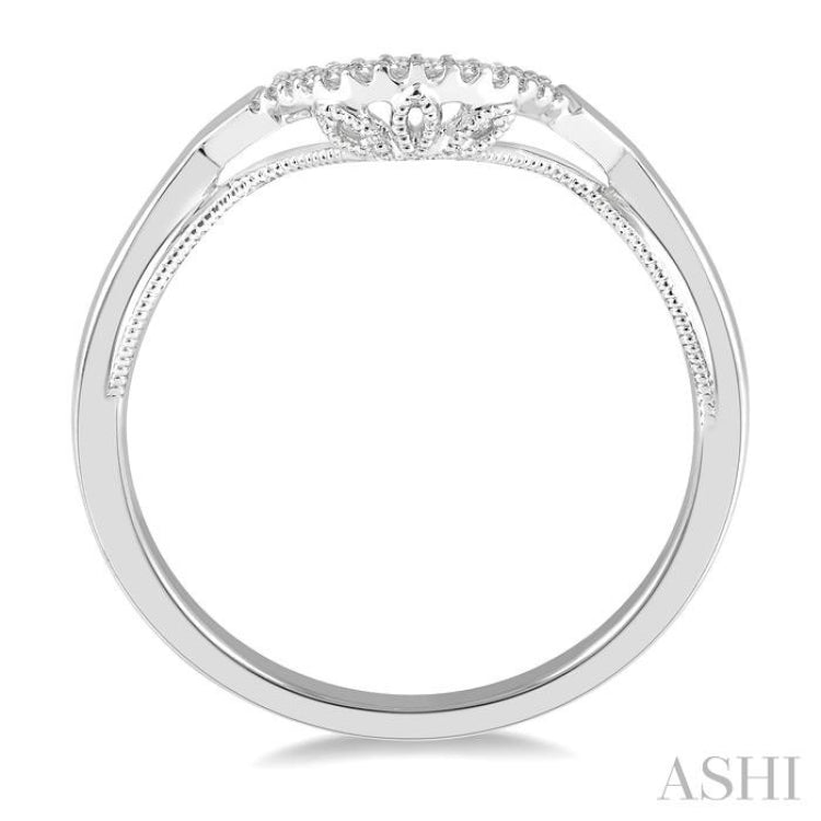 1/20 Ctw Deep Curve Center Winged Shank Round Cut Diamond Wedding Band in 14K White Gold