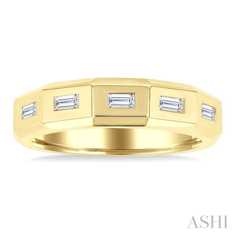 1/6 Ctw Geometric Shape Emerald Cut Diamond Fashion Band in 14K Yellow Gold