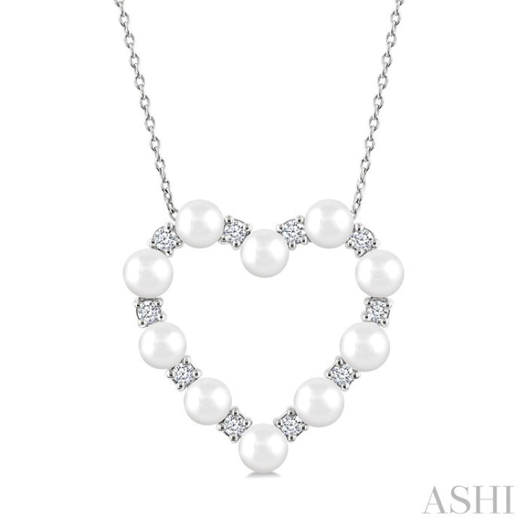 4 MM Round Shape Cultured Pearl and 1/3 Ctw Round Cut Diamond Heart Shape Pendant With Chain in 14K White Gold