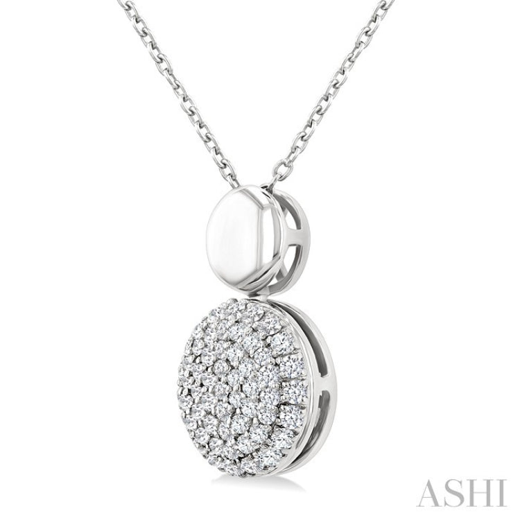 1/4 Ctw Circular Mount Pave Set Round Cut Diamond Fashion Pendant With Chain in 10K White Gold