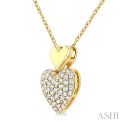 1/4 Ctw Heart Shape Pave Set Round Cut Diamond Fashion Pendant With Chain in 10K Yellow Gold