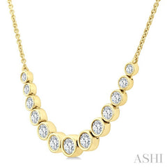 1 Ctw Graduated Bezel Set Round Cut Diamond Smile Necklace in 14K Yellow Gold