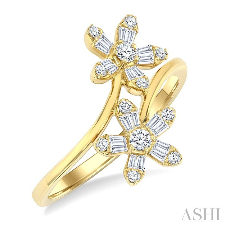 1/3 Ctw Petite Floral Bypass Baguette and Round Cut Diamond Fashion Ring in 10K Yellow Gold